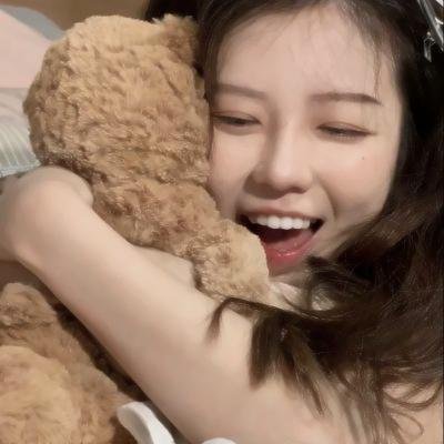 千钧。一发